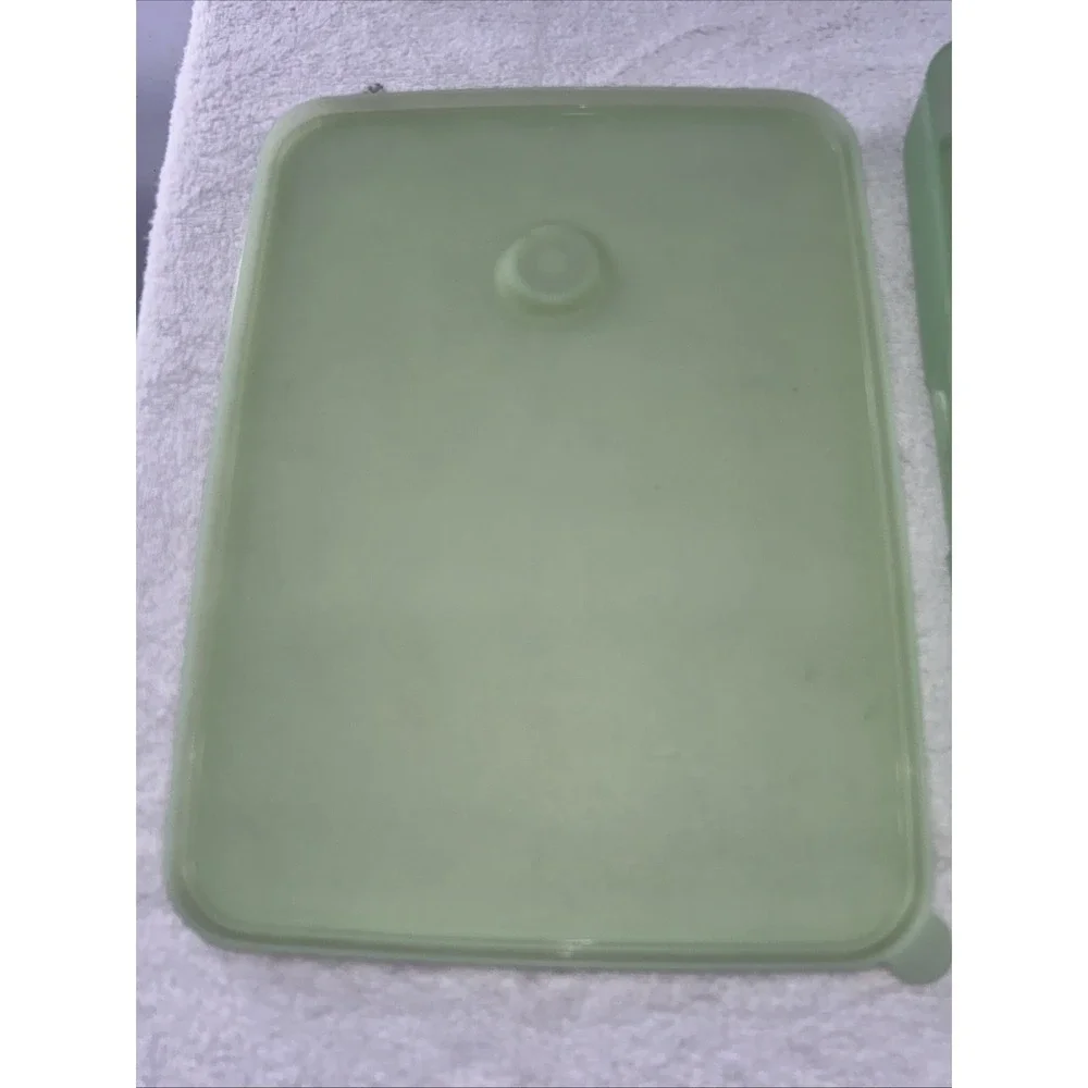 Vintage Green Tupperware Freeze Smart Container W/ Date Dial Rectangle 4451C -2‎